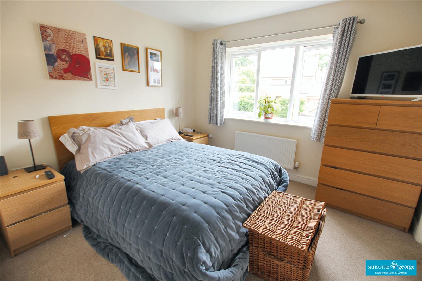 Clarendon Rise, Tilehurst, Reading
